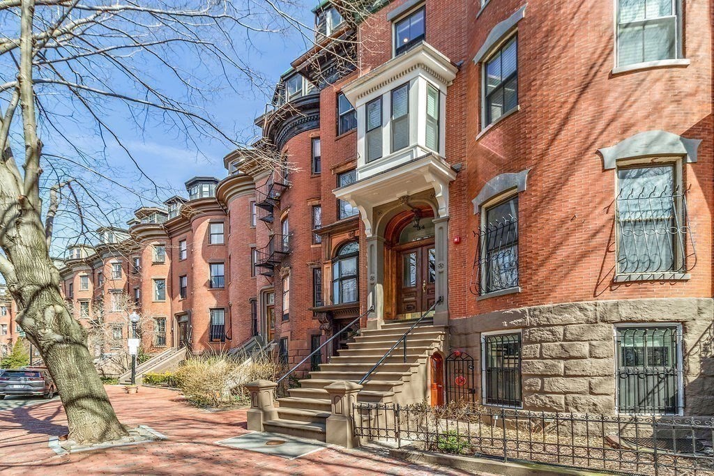 34 Worcester Sq # 4