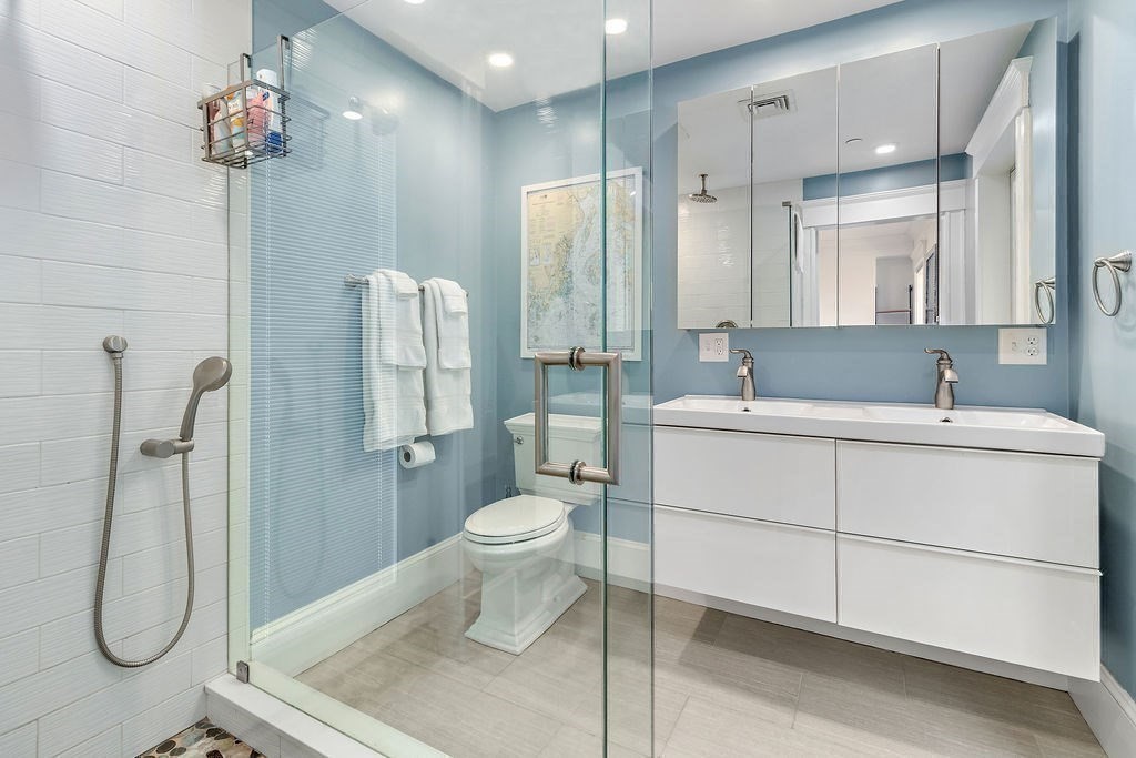 34 Worcester Sq # 4