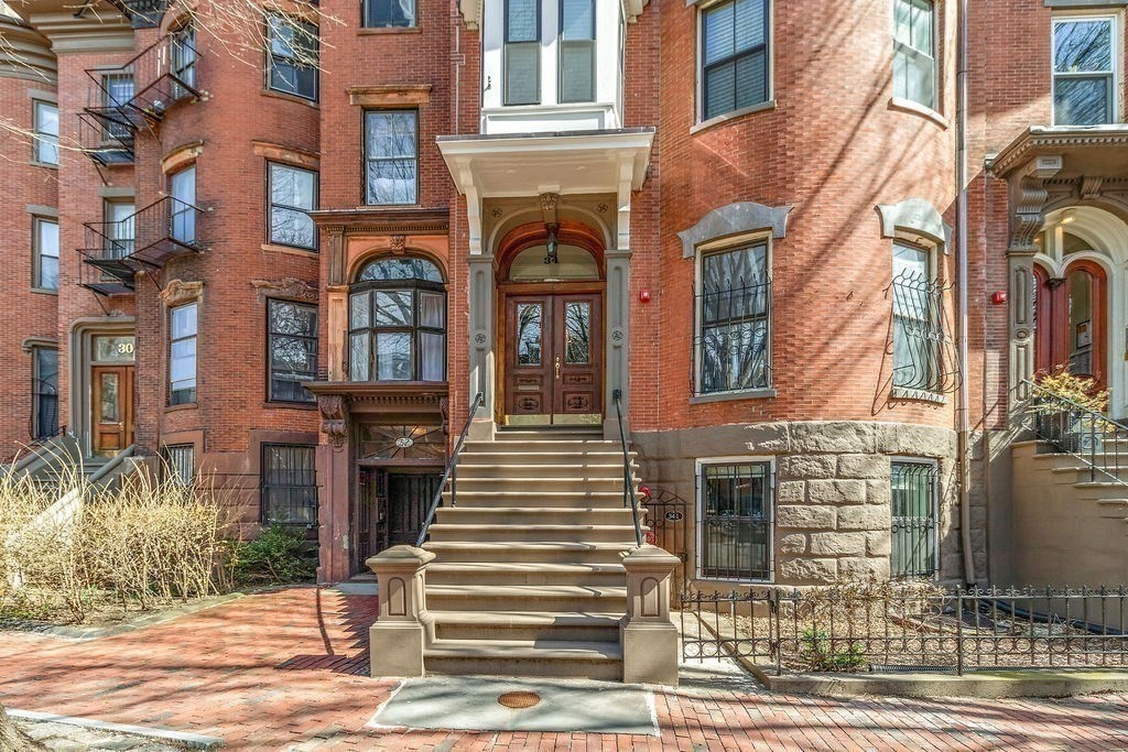 34 Worcester Sq # 4