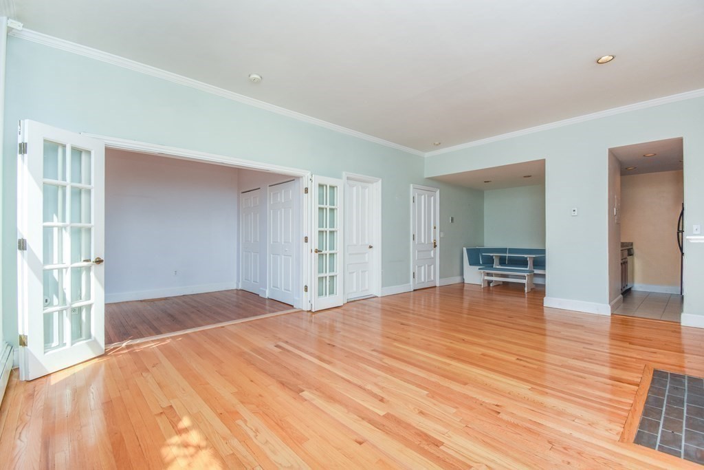 275 Beacon St # 3B
