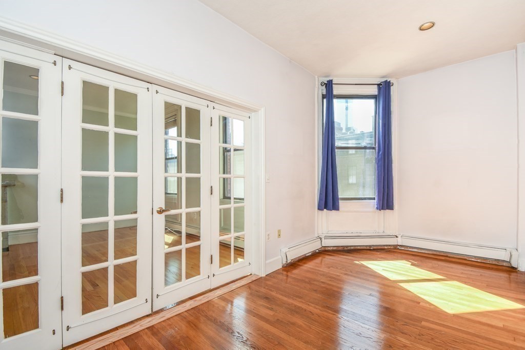 275 Beacon St # 3B