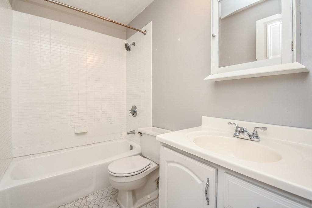 275 Beacon St # 3B