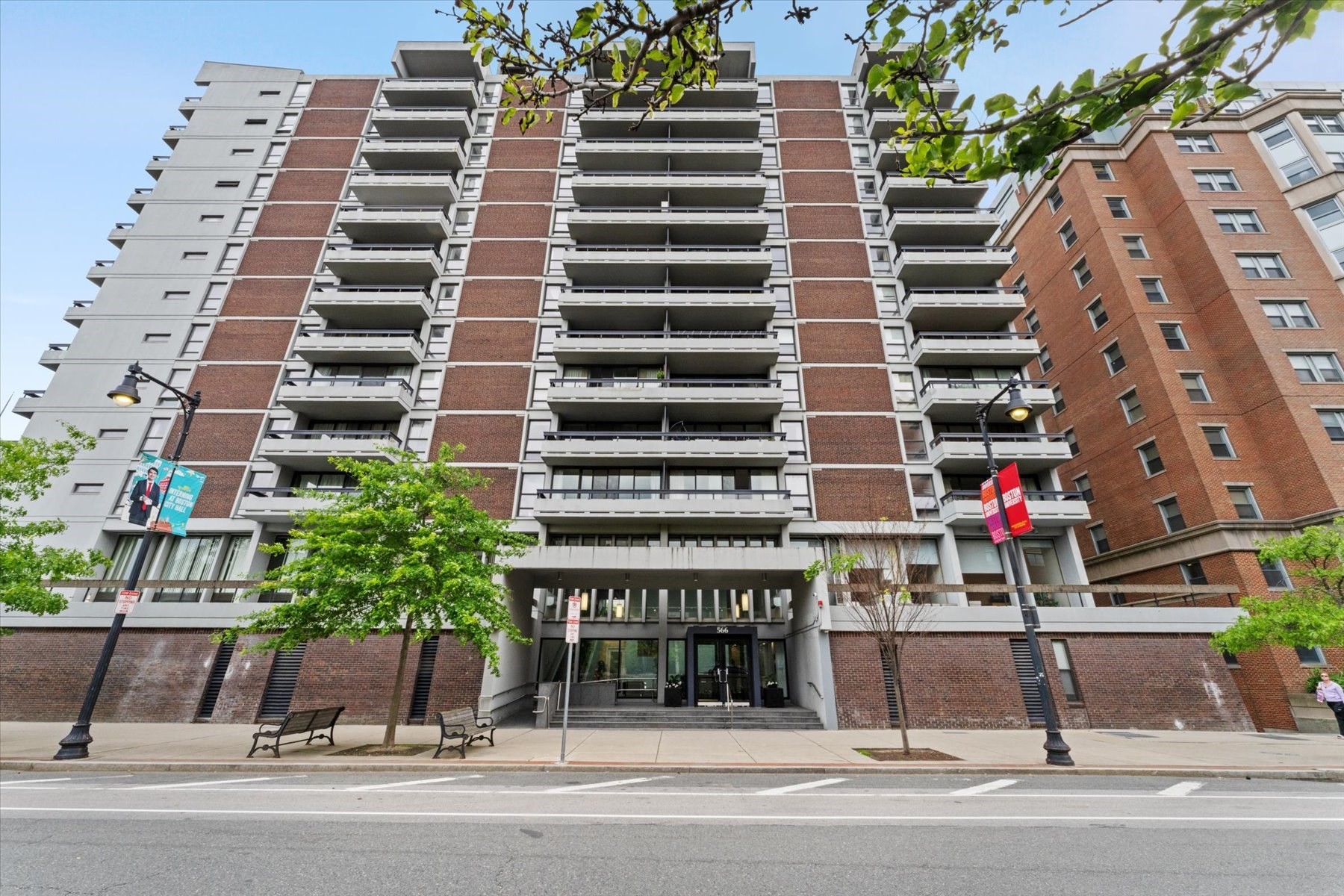 566 Commonwealth Ave # 703