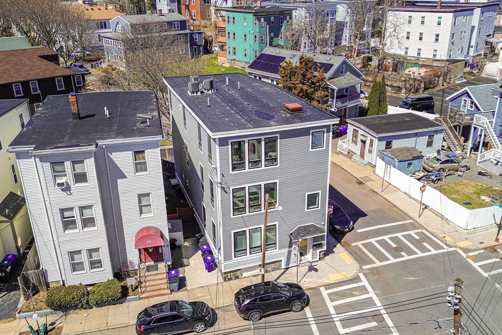 17 Chestnut Ave # 3