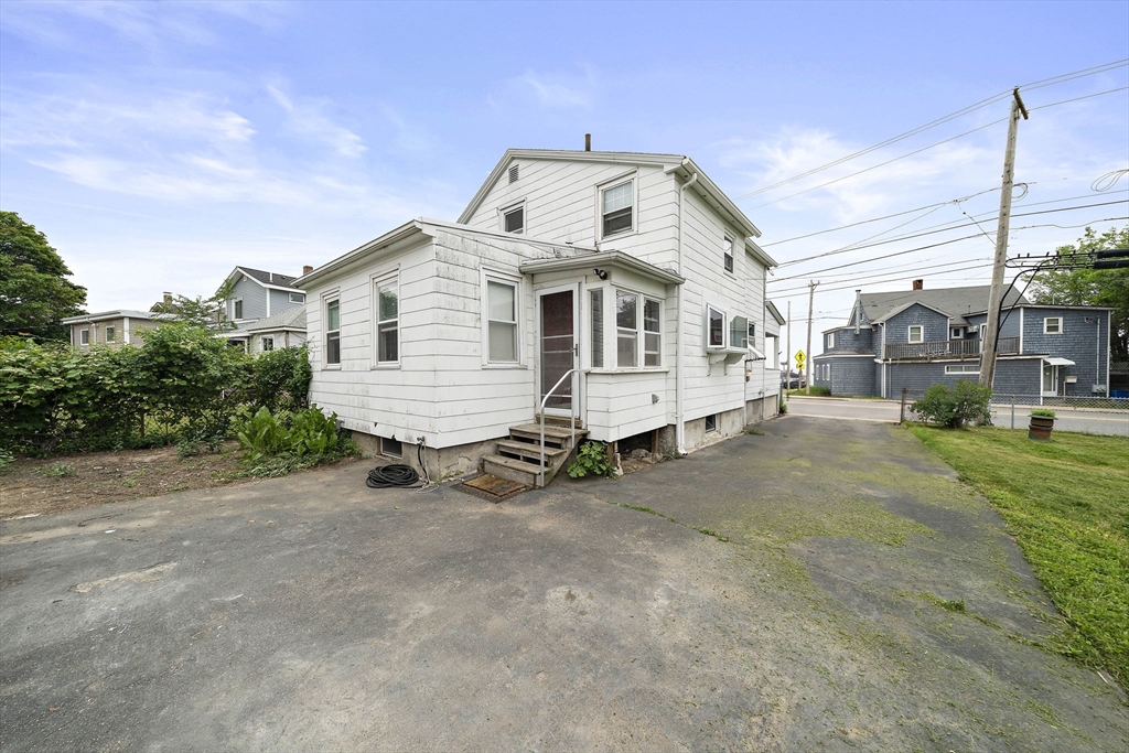 815 Sea Street