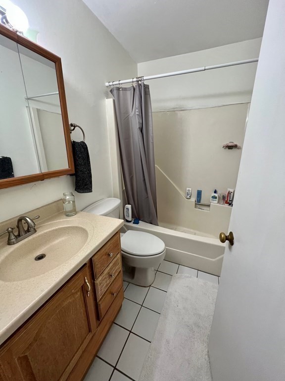 350 W 4th St # 102