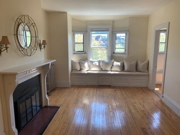 291 Commonwealth Ave # 6