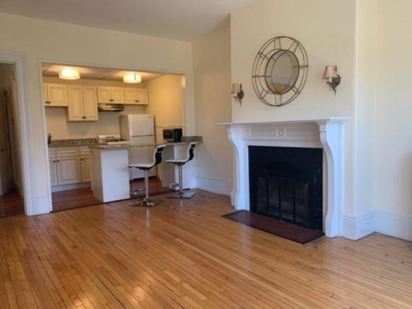291 Commonwealth Ave # 6