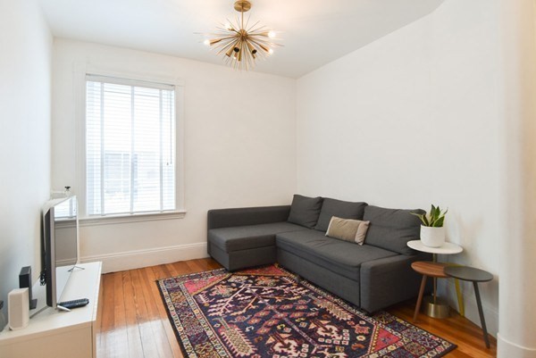 6 Perry Street # 3