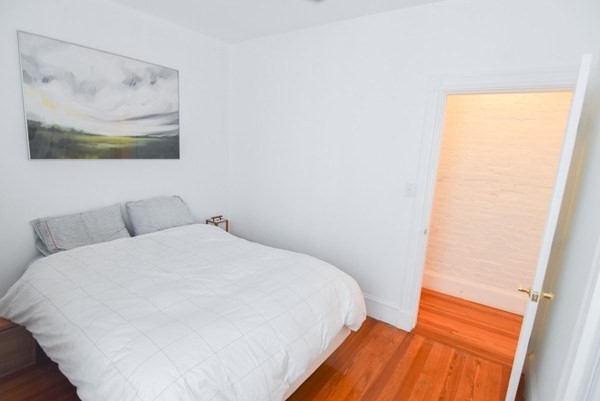 6 Perry Street # 3