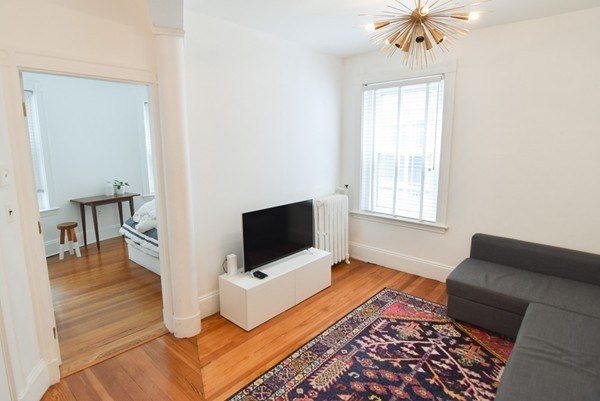 6 Perry Street # 3