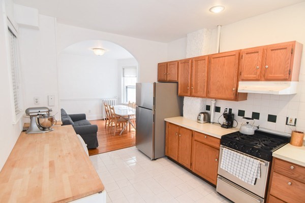 6 Perry Street # 3