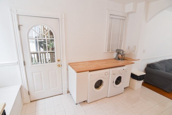 6 Perry Street # 3