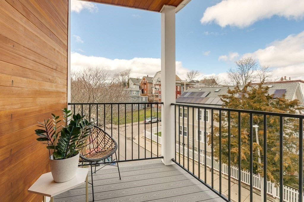 17 Chestnut Avenue # 3