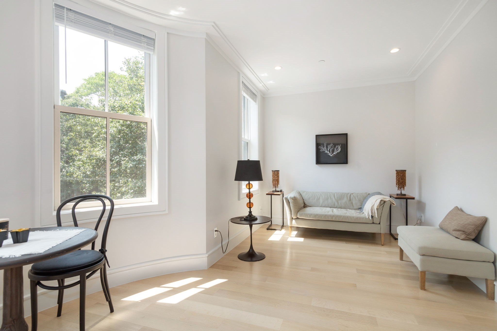 53 Rutland Sq # 2