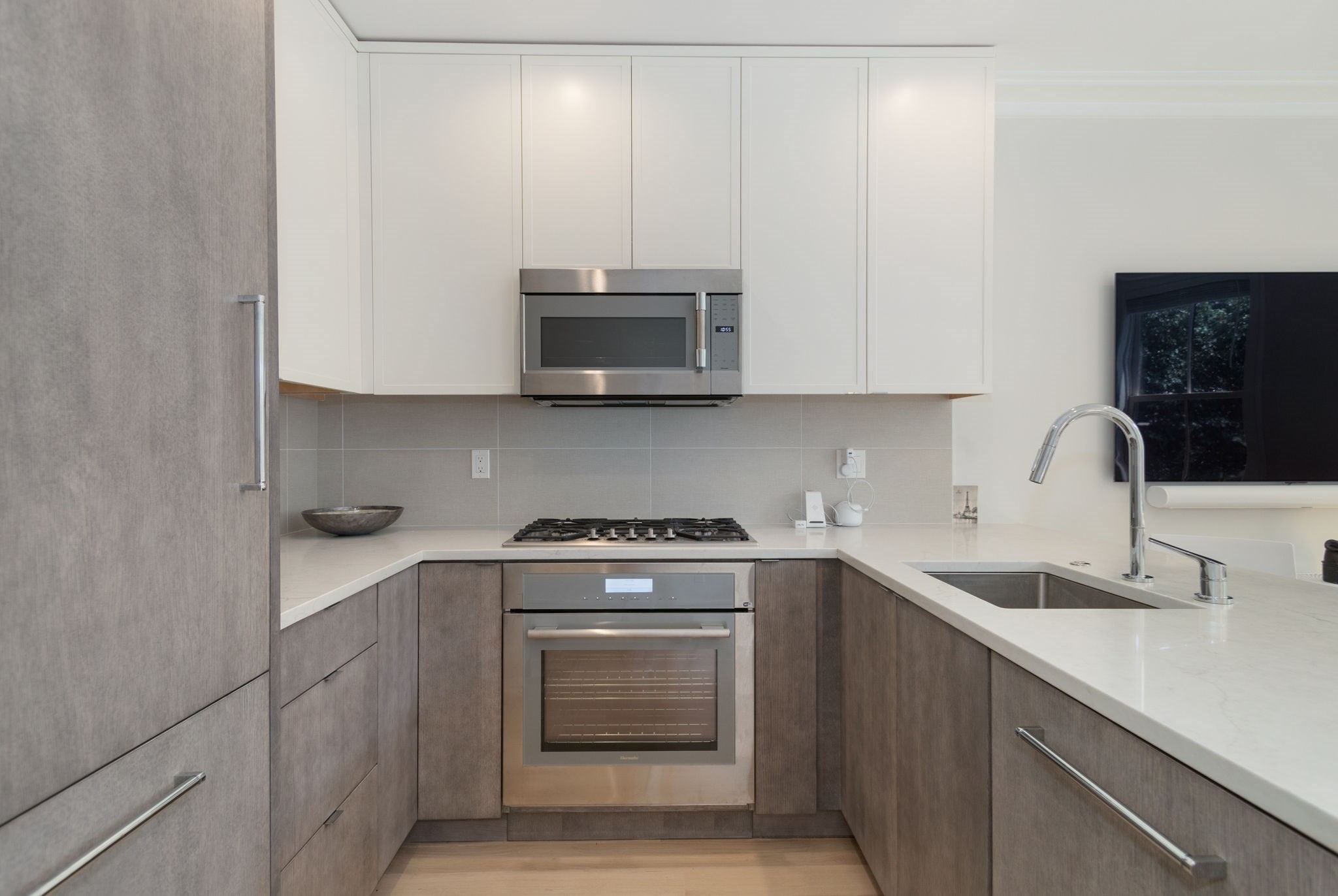 53 Rutland Sq # 2