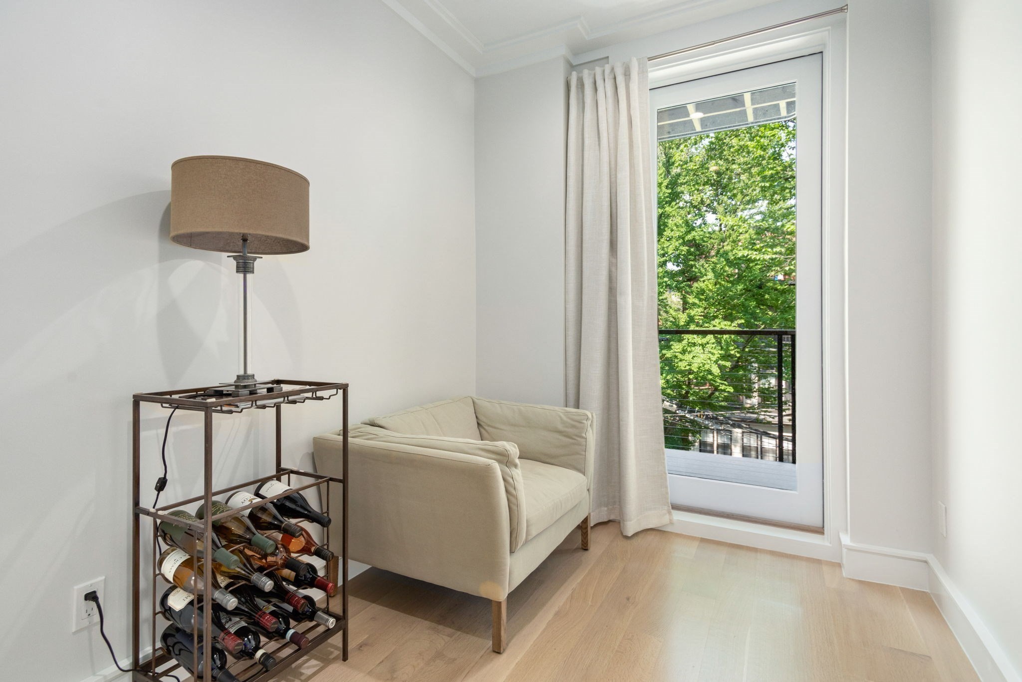 53 Rutland Sq # 2