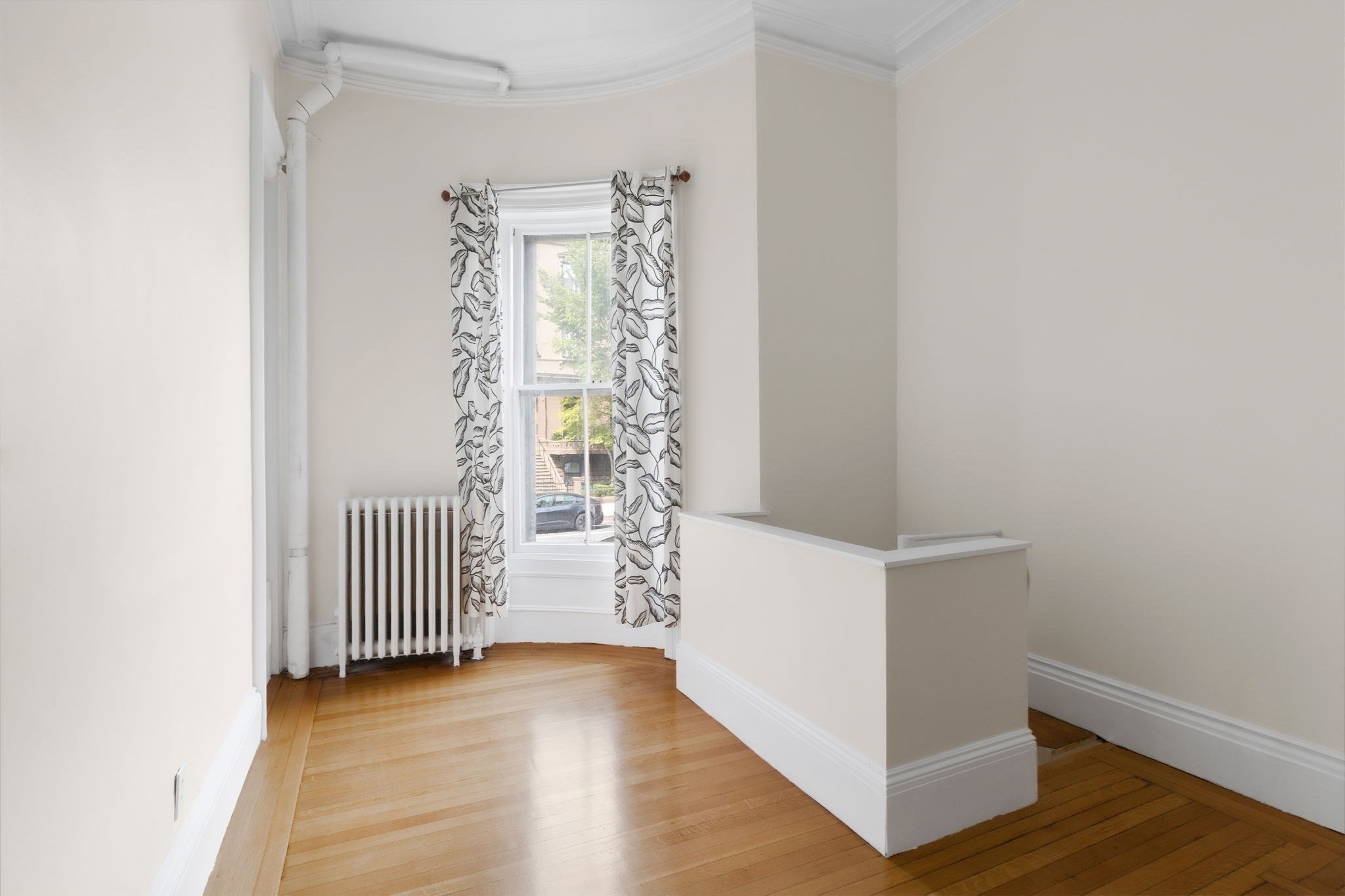 167 Beacon St Unit: 1/3
