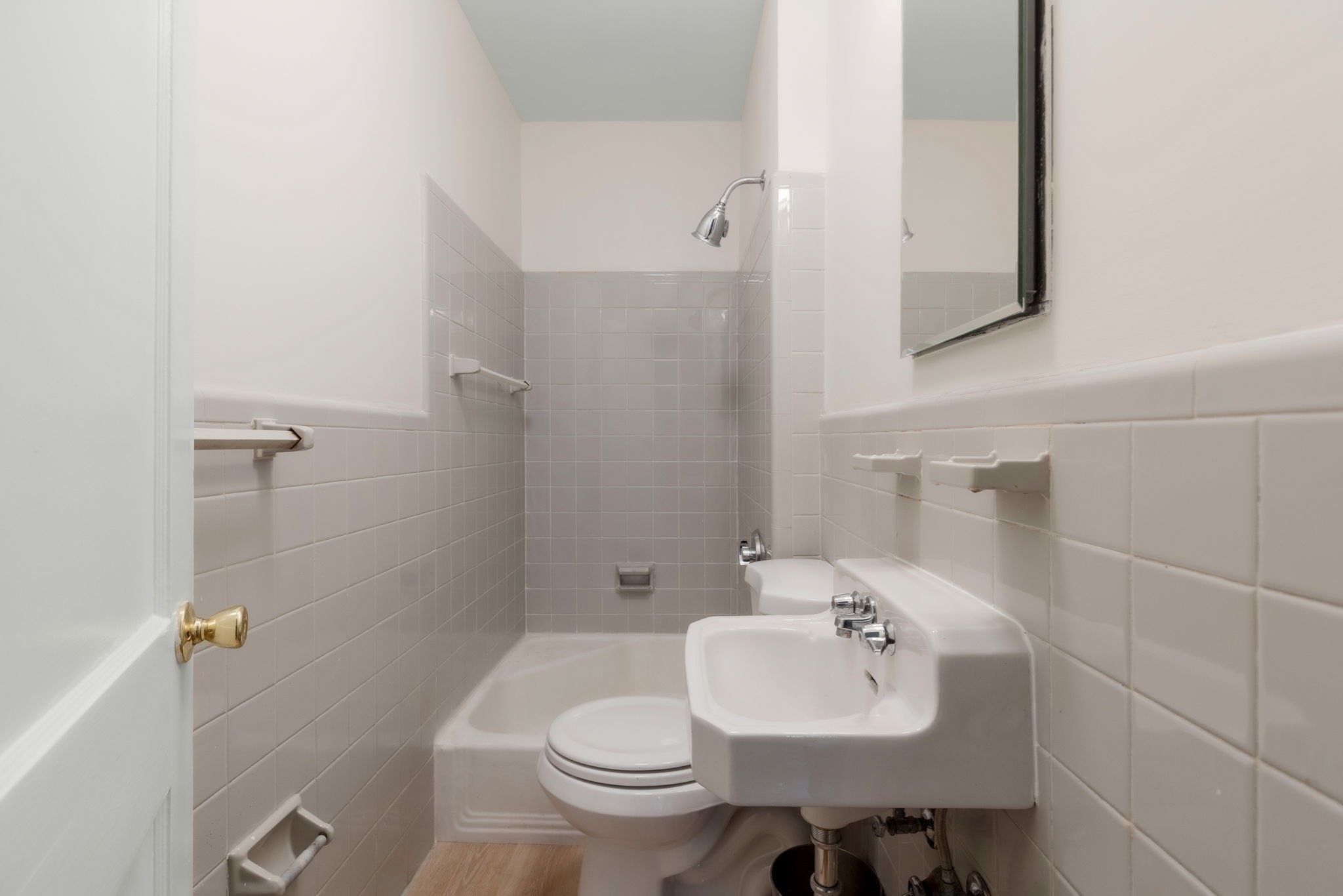 167 Beacon St Unit: 1/3