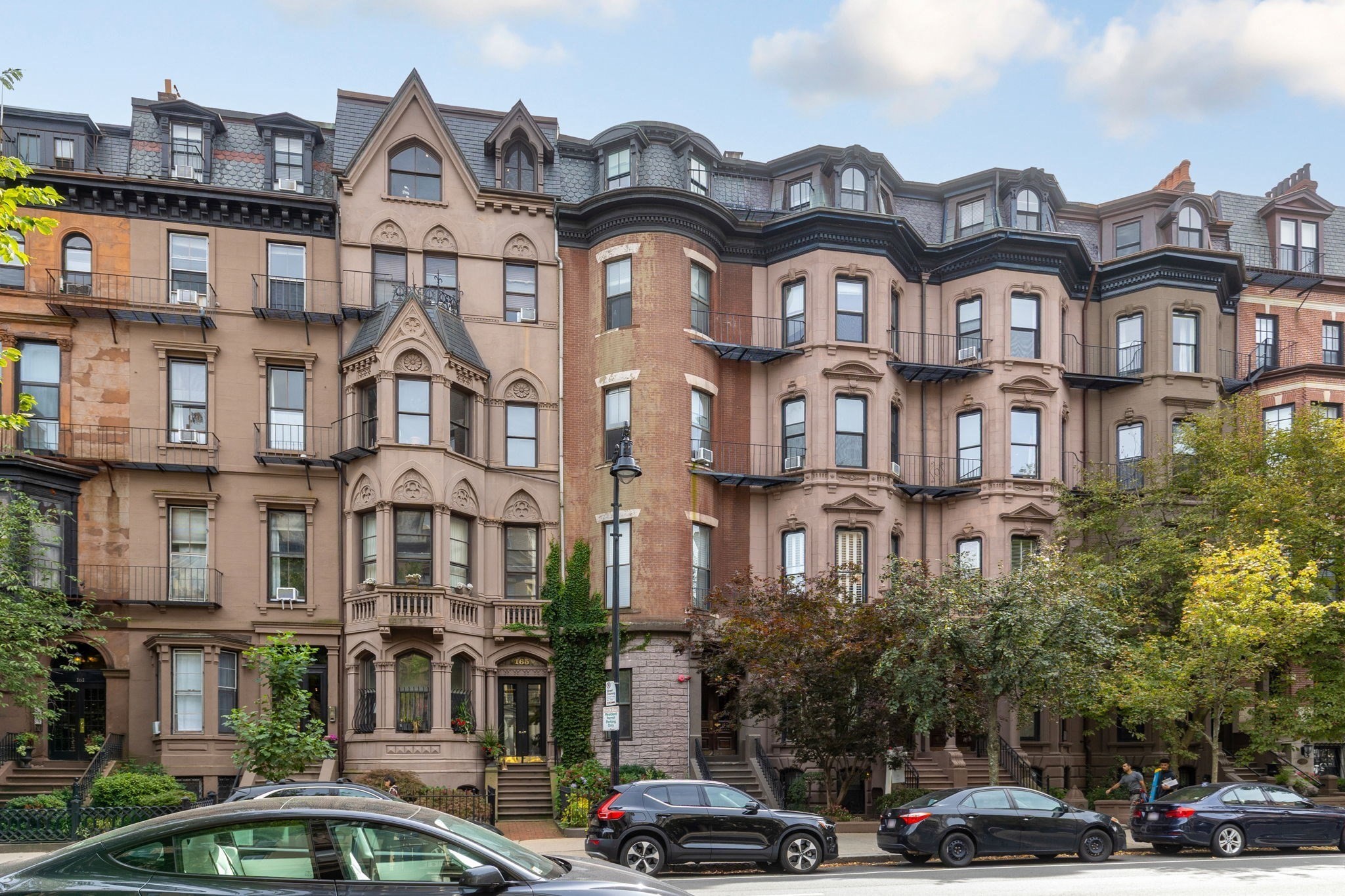 167 Beacon St Unit: 1/3