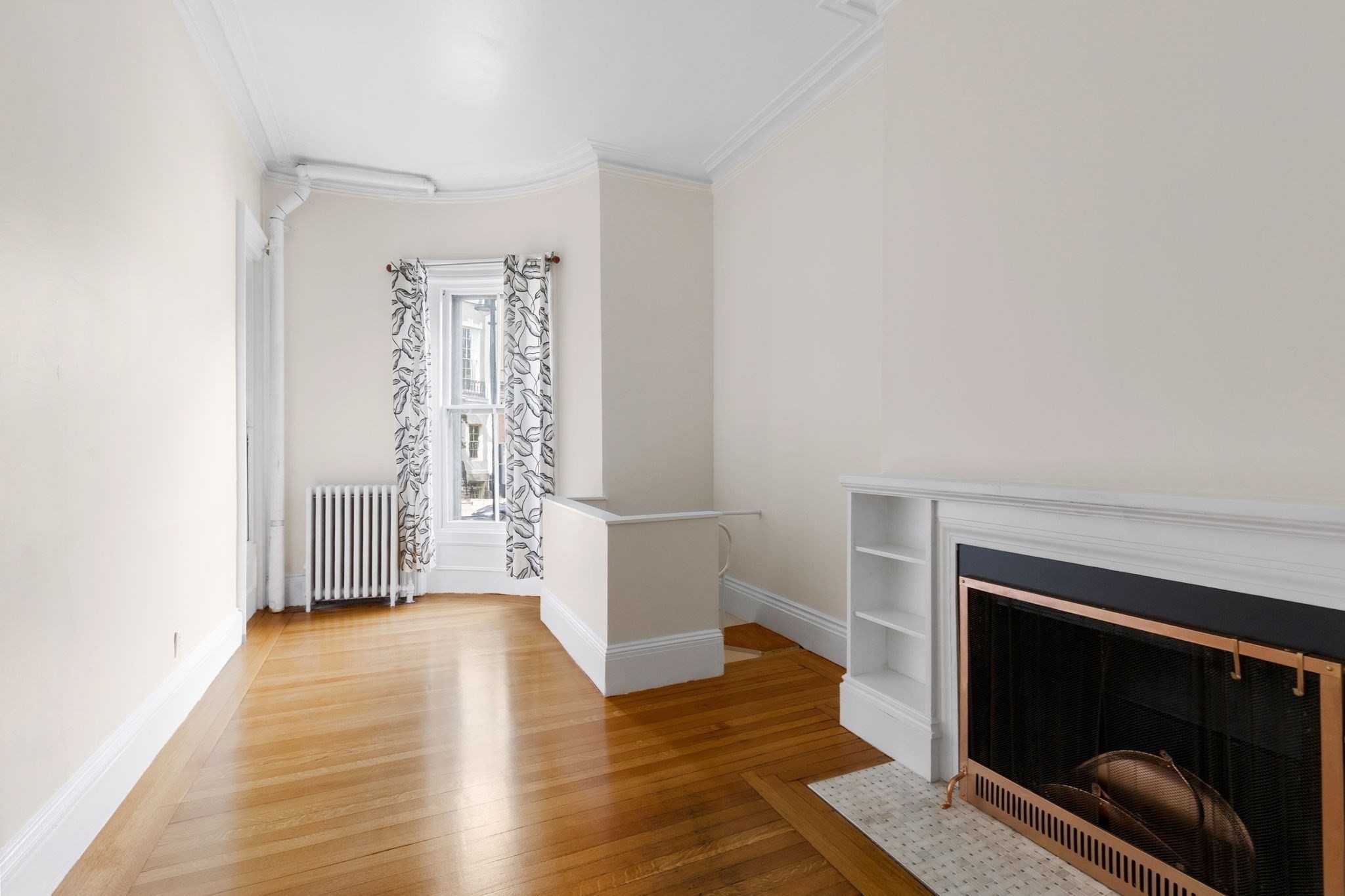 167 Beacon St Unit: 1/3