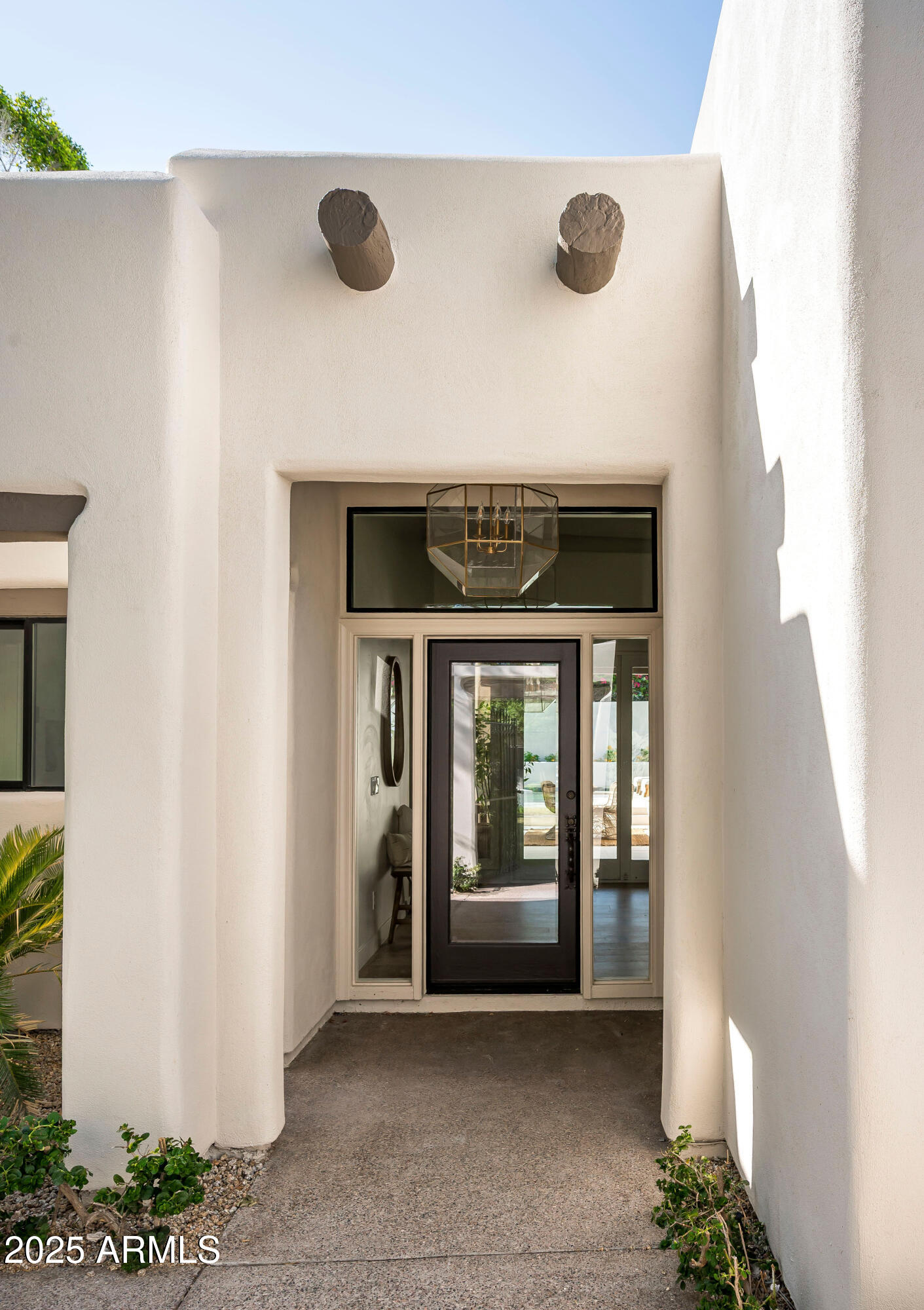 3186 E STELLA Lane