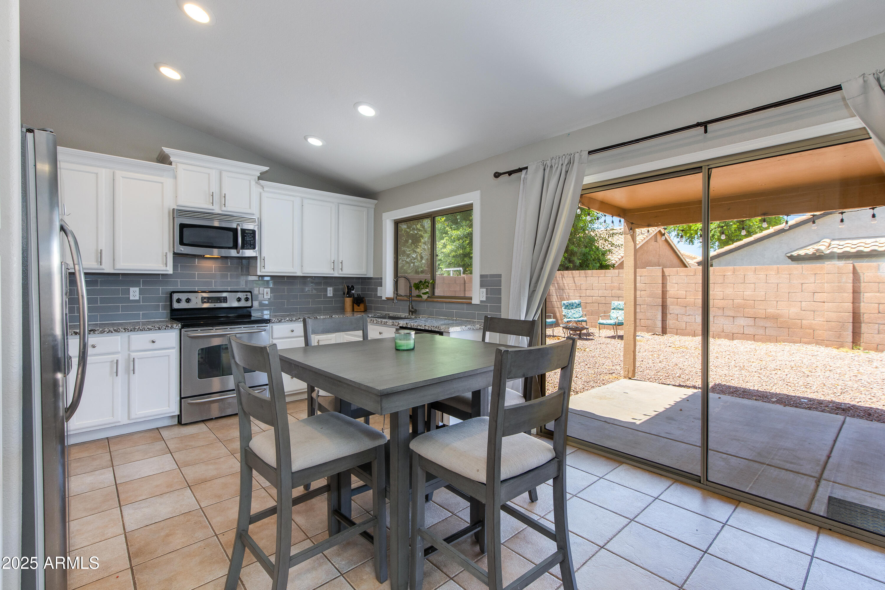 7346 E NARANJA Avenue