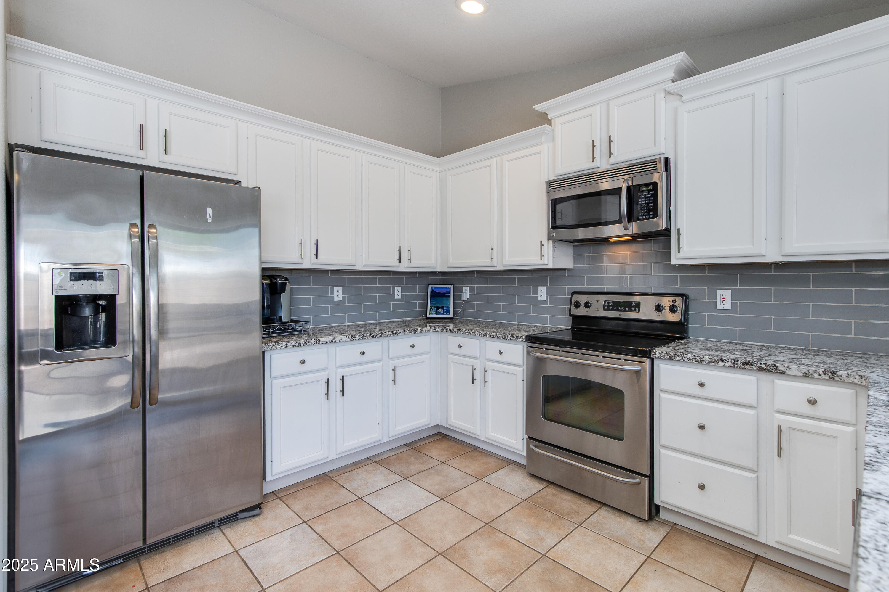 7346 E NARANJA Avenue