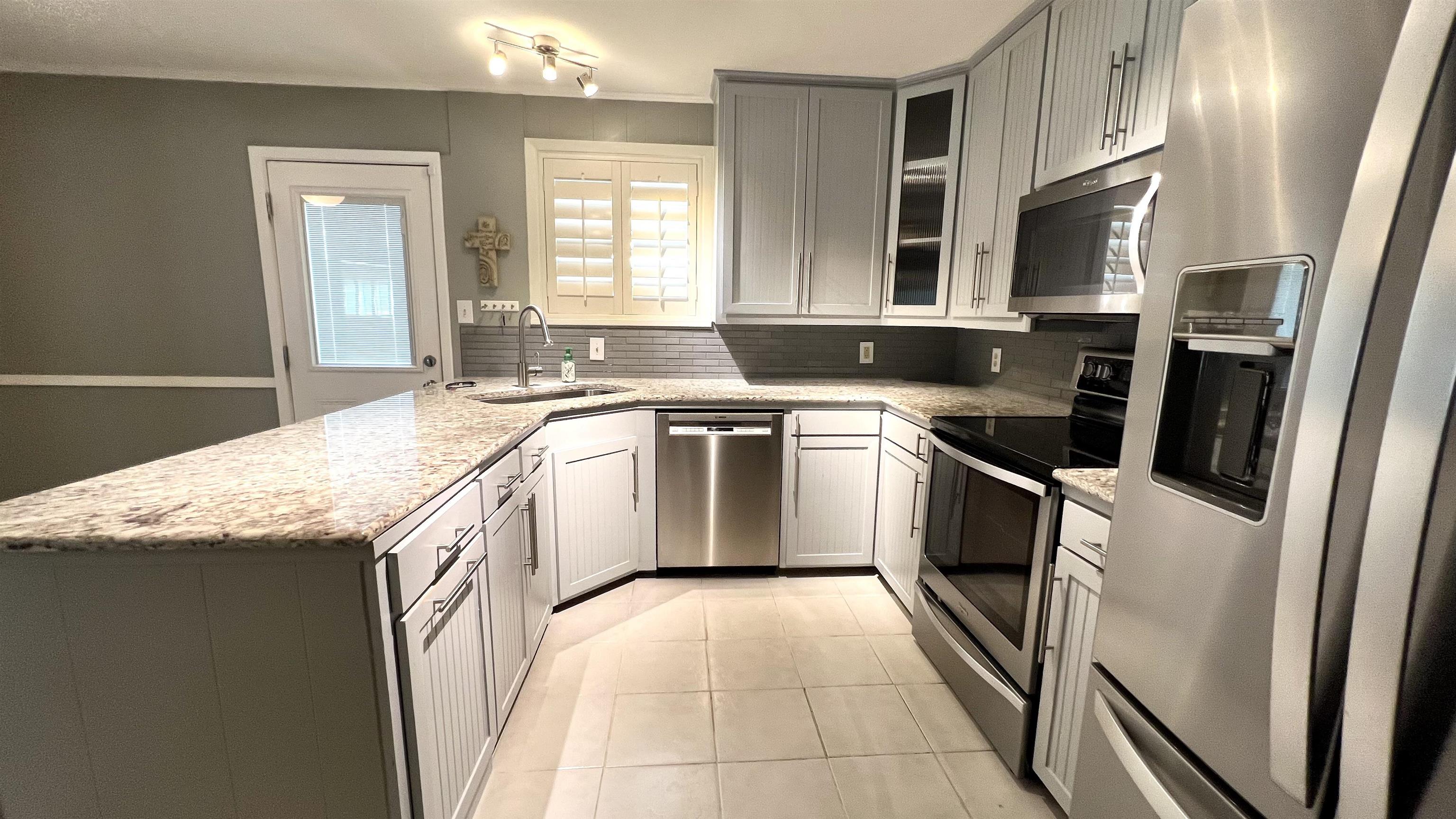 345 E LAKESHORE Drive
