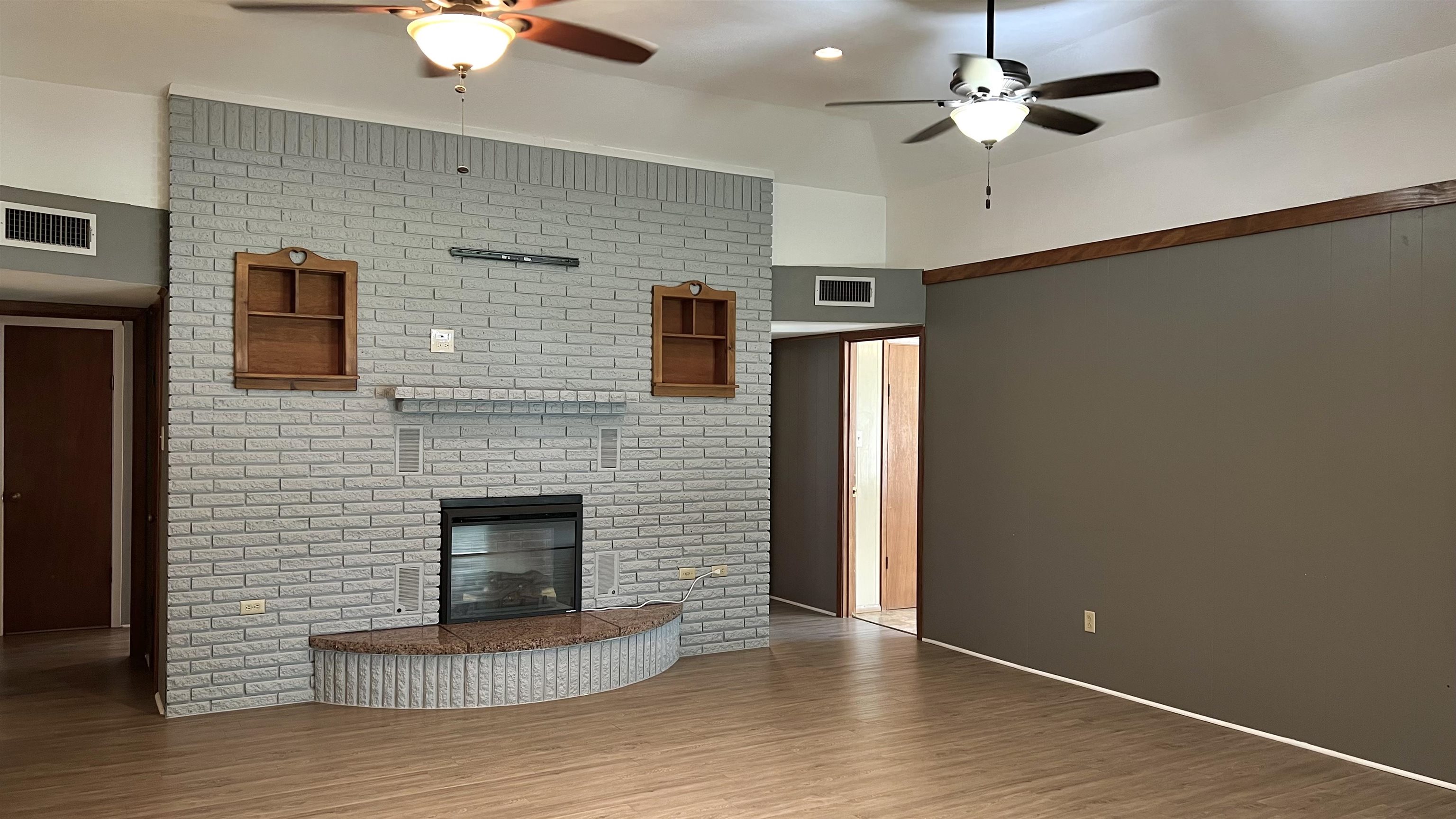 345 E LAKESHORE Drive