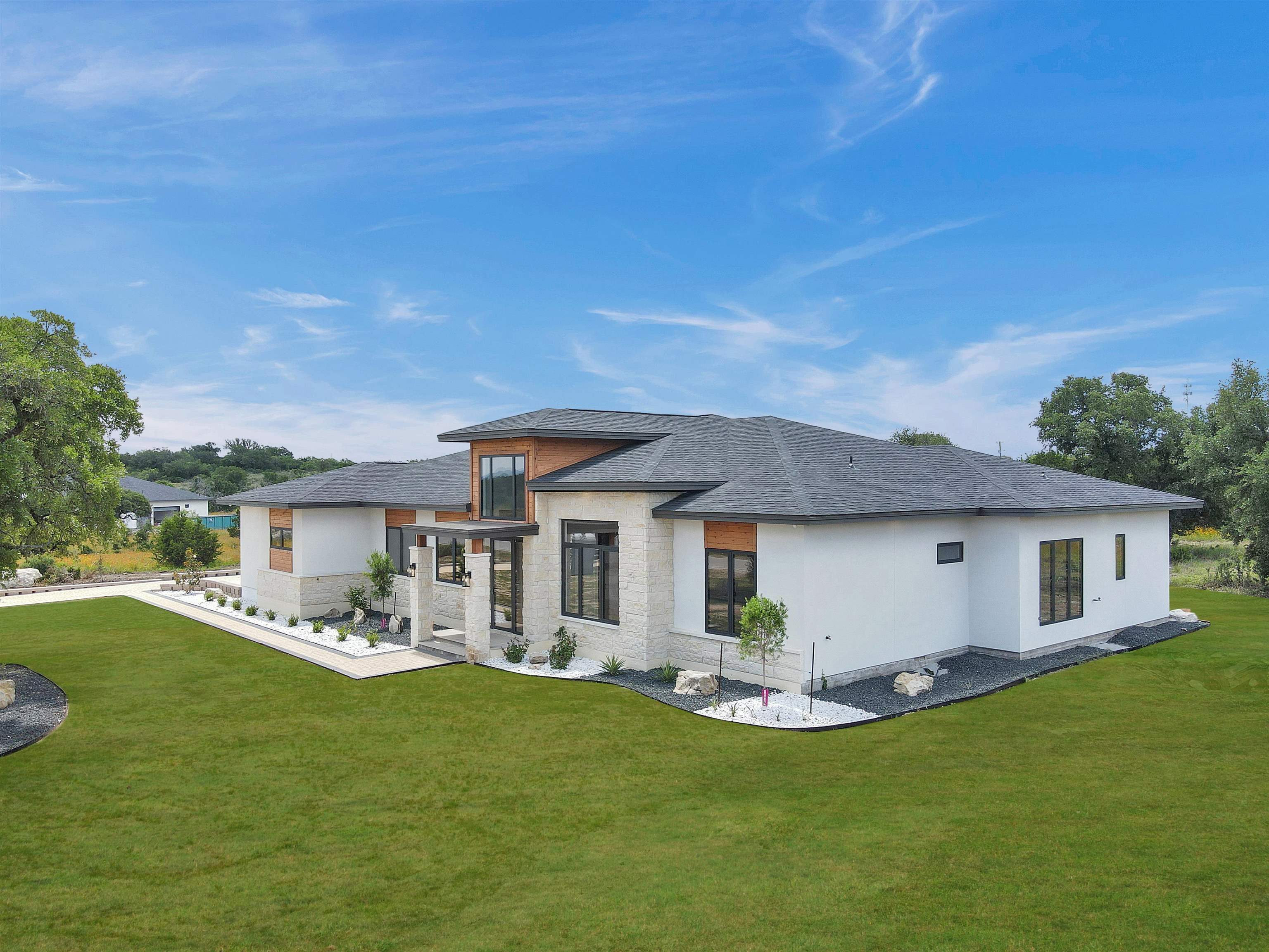 325 Spicewood Trails Drive