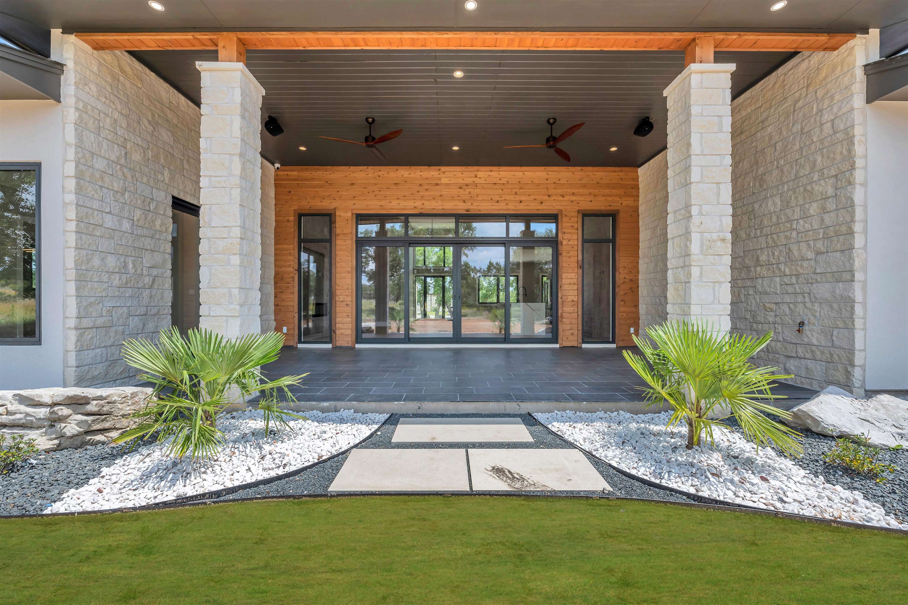 325 Spicewood Trails Drive