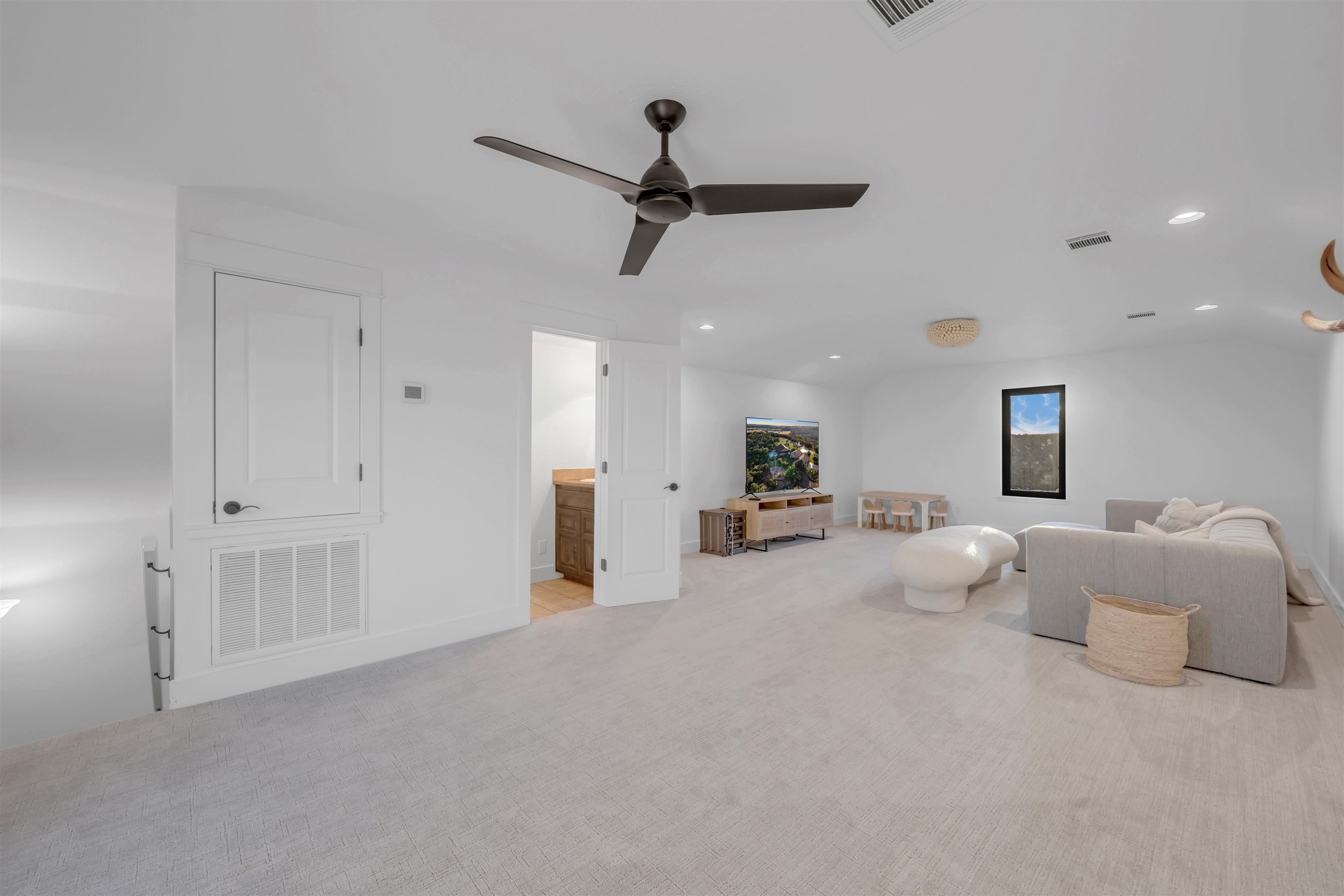 171 Sandstone Ridge Drive