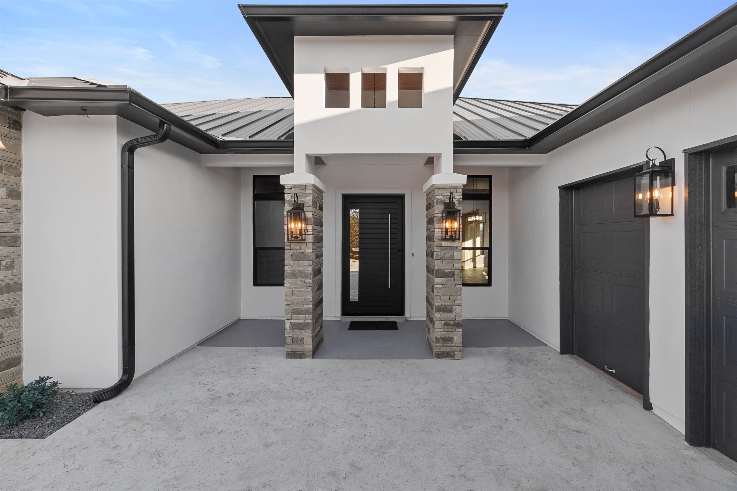 405 Quartz Way