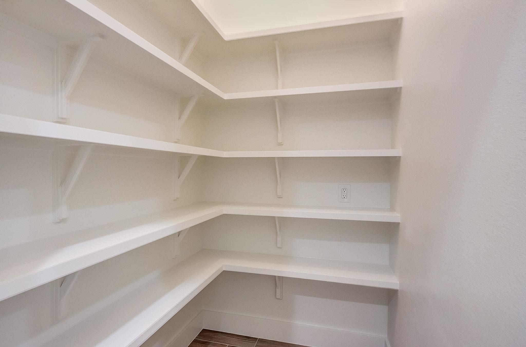 405 Quartz Way