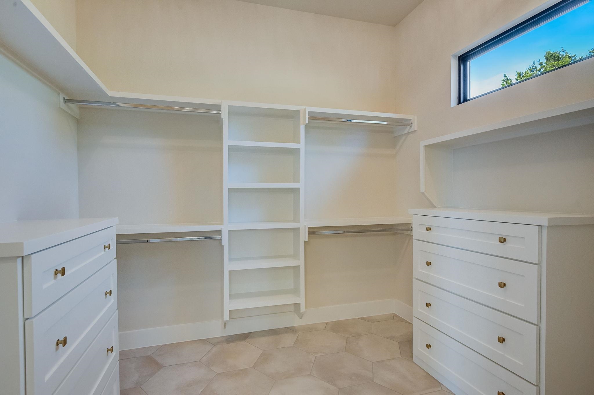 405 Quartz Way