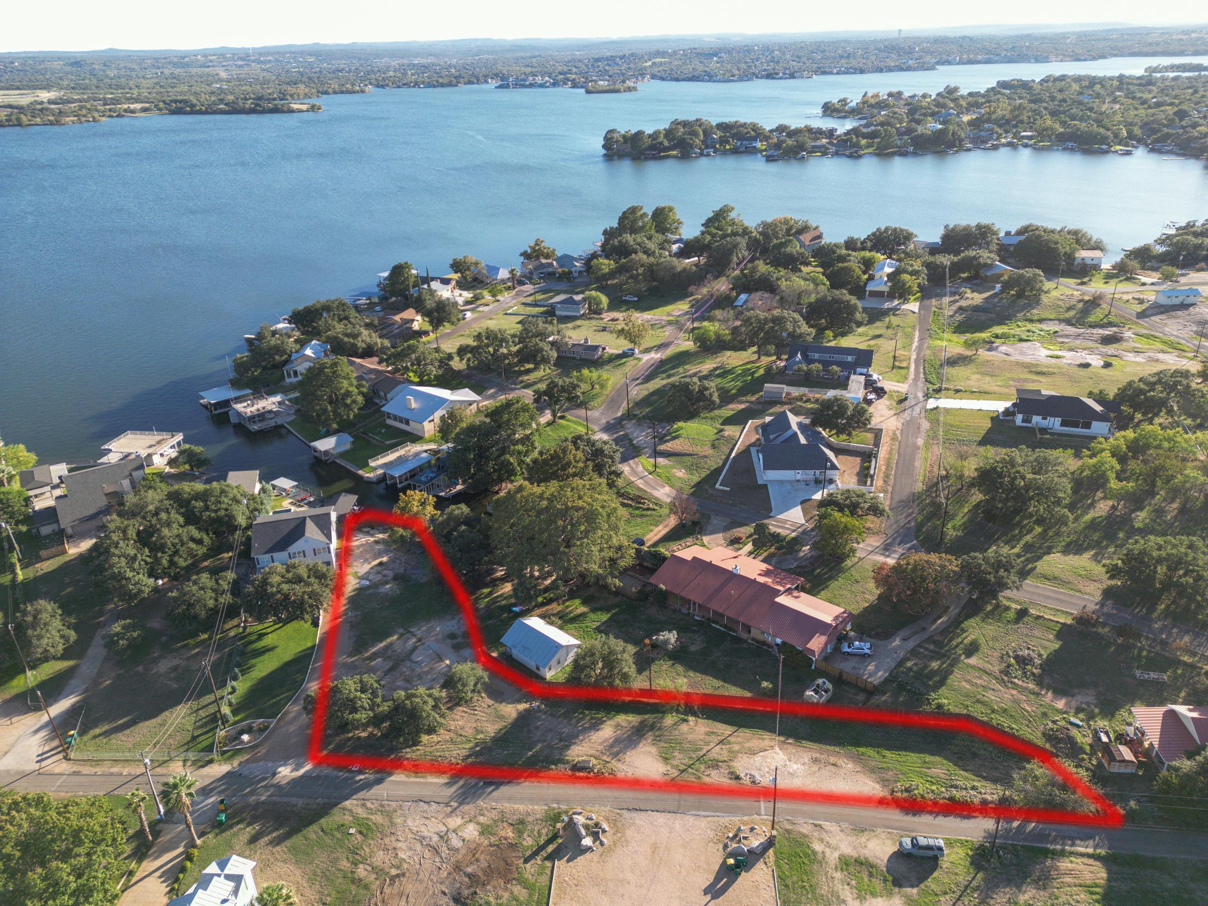 414 HILLVIEW Drive