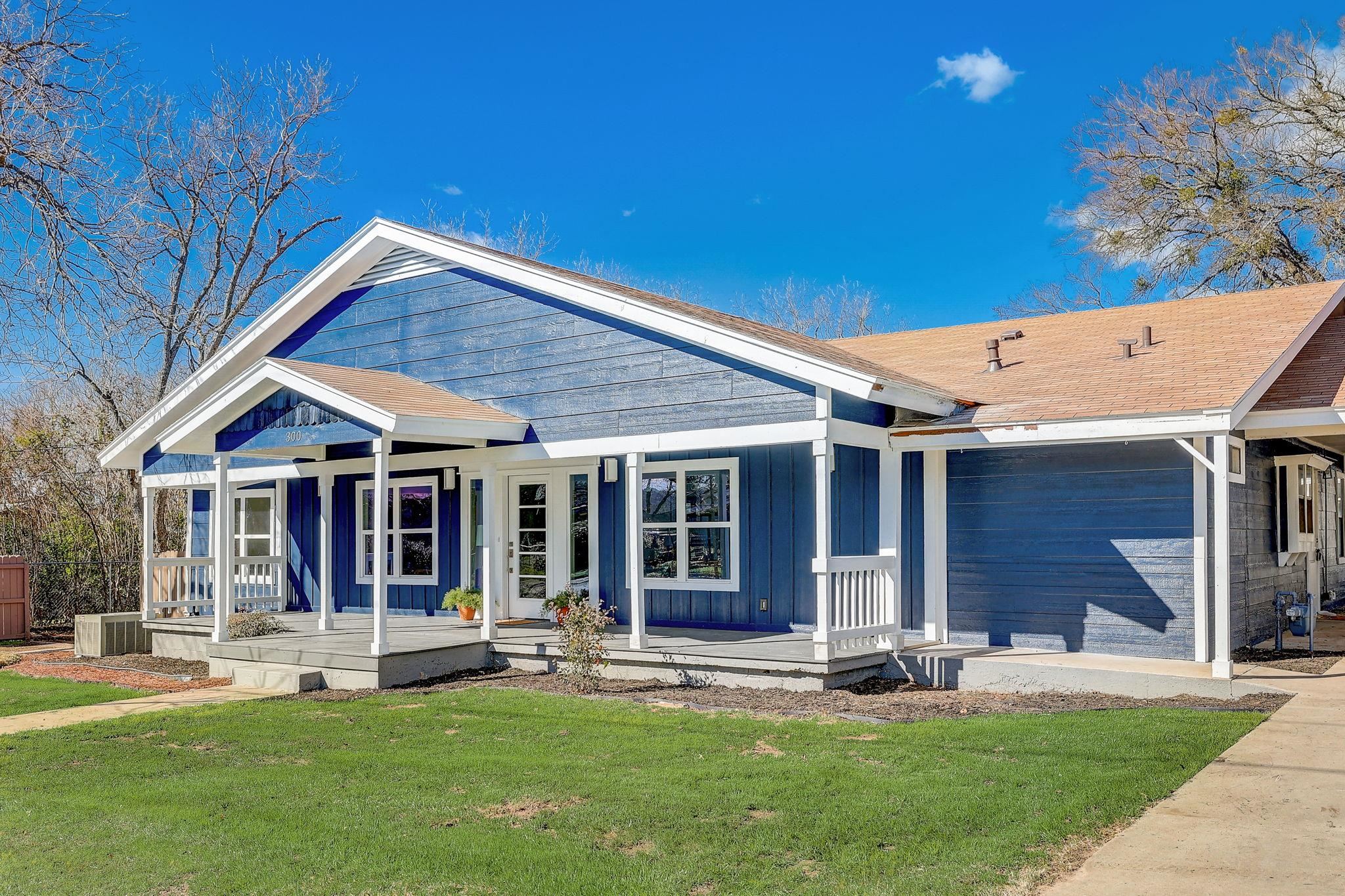 300 W Taggard Street