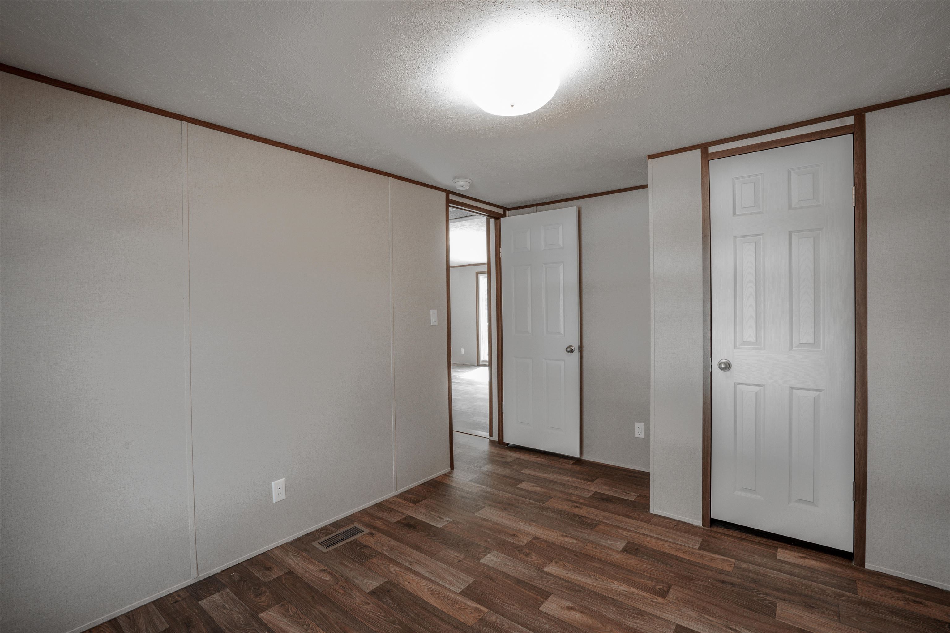 2301 Crooked Run