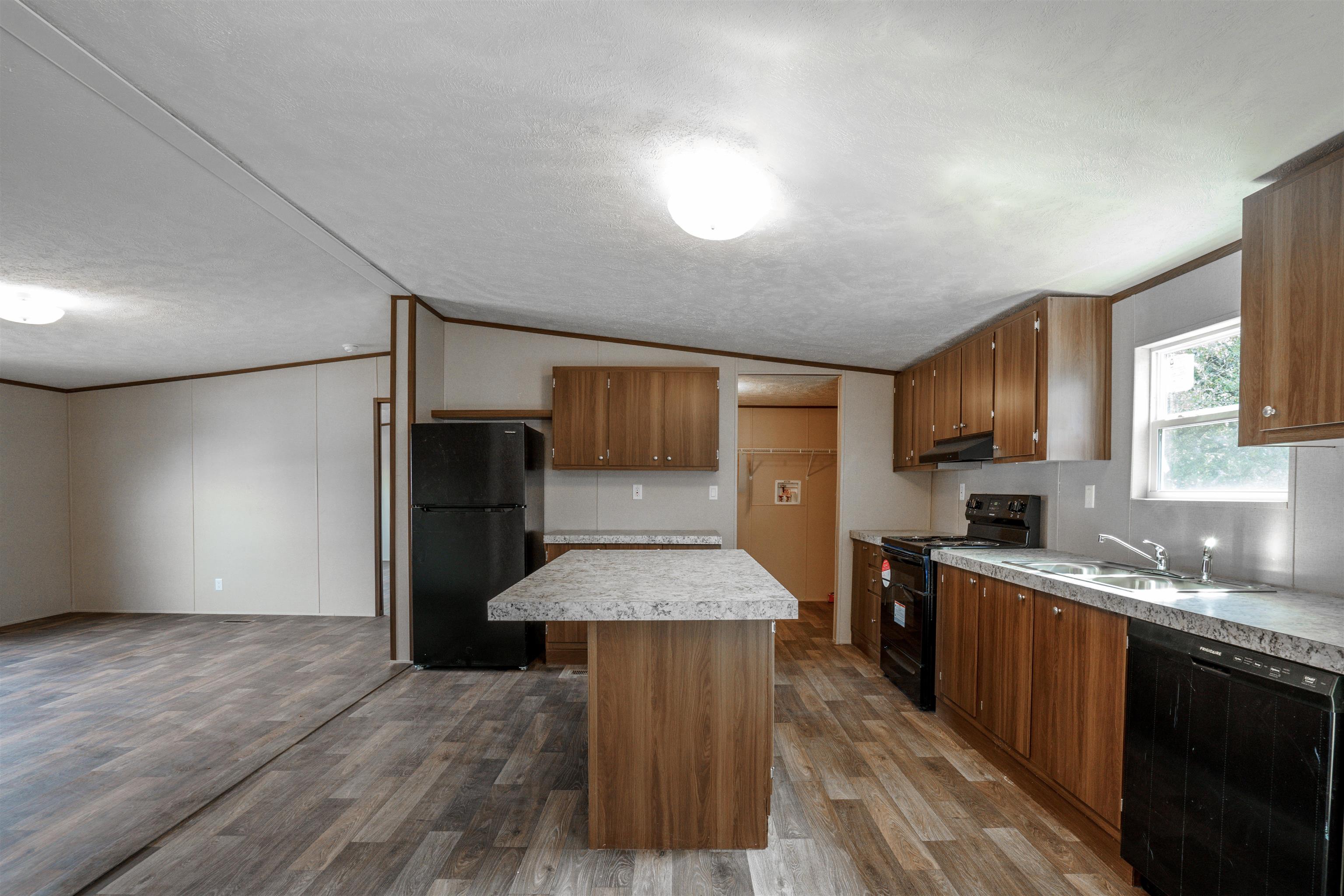 2301 Crooked Run