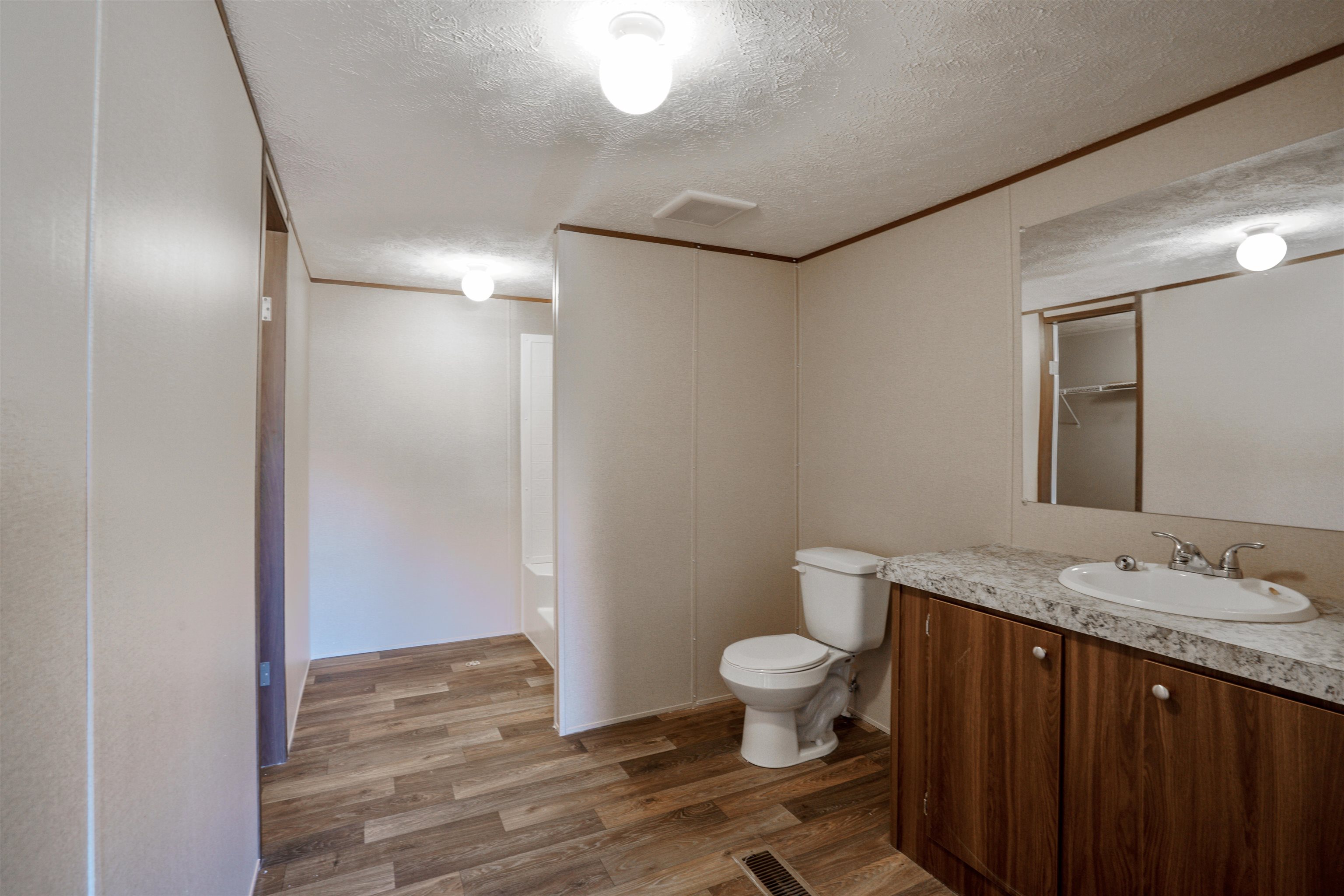 2301 Crooked Run