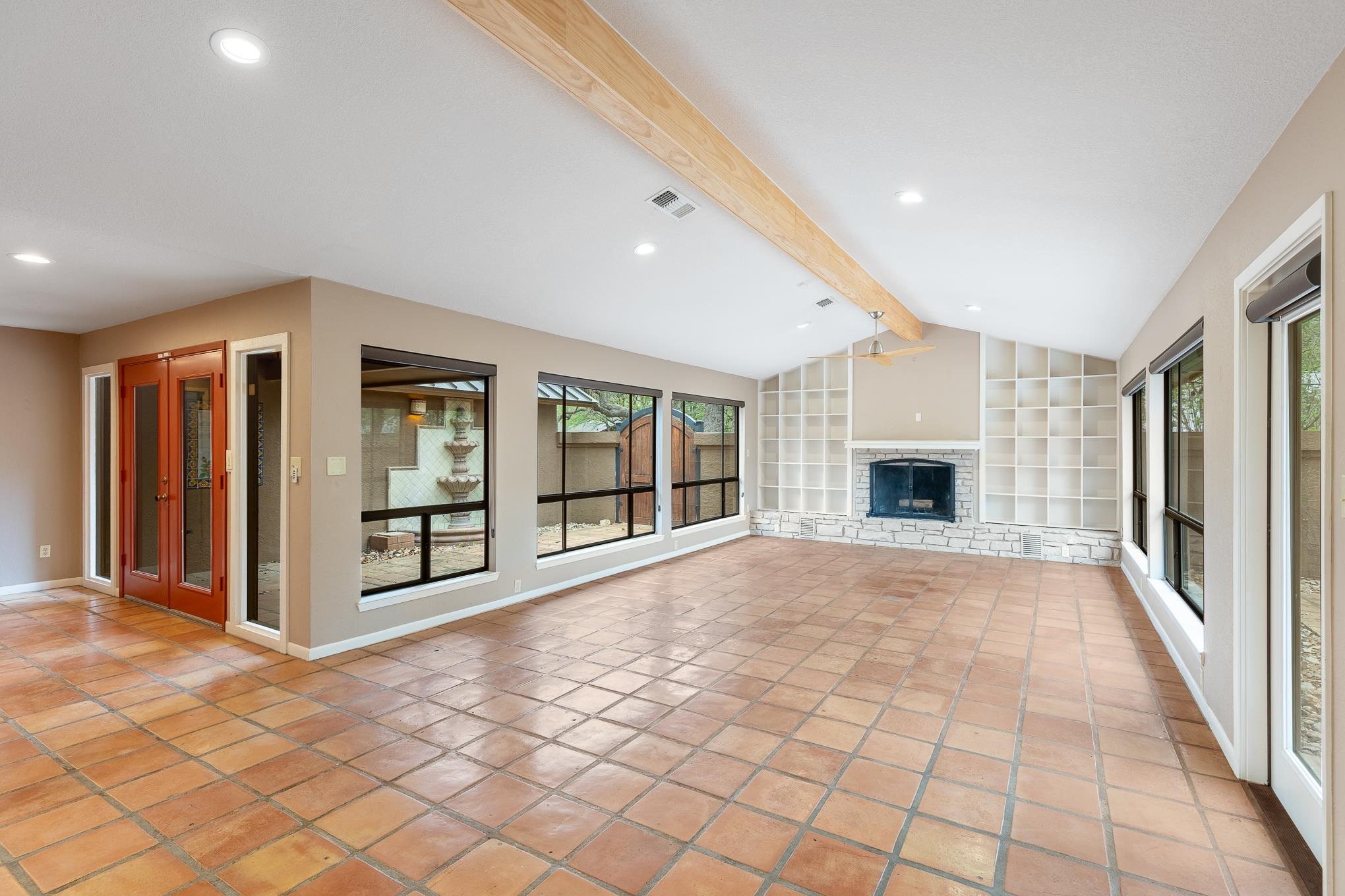 206 Blue Ground