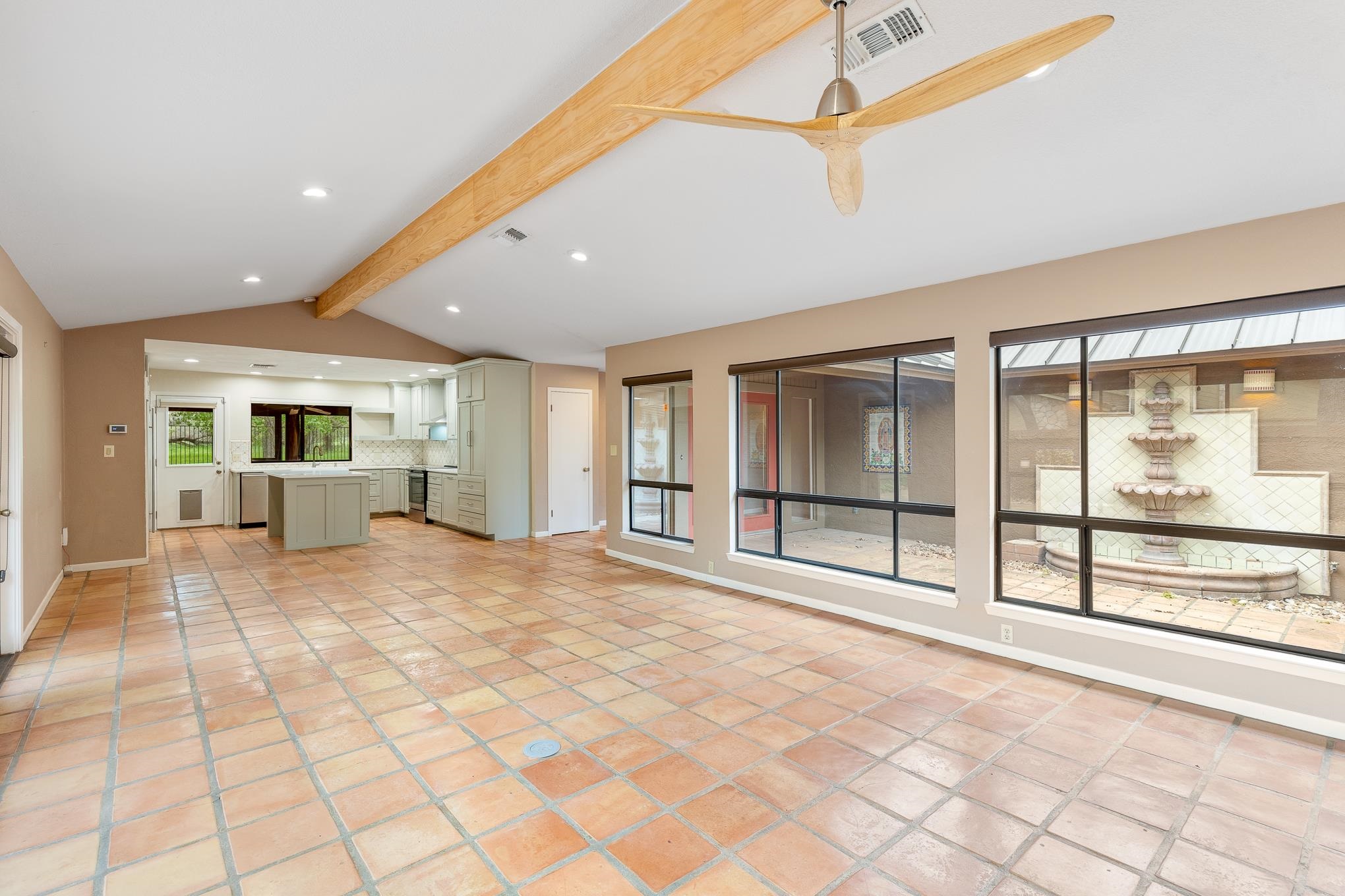 206 Blue Ground