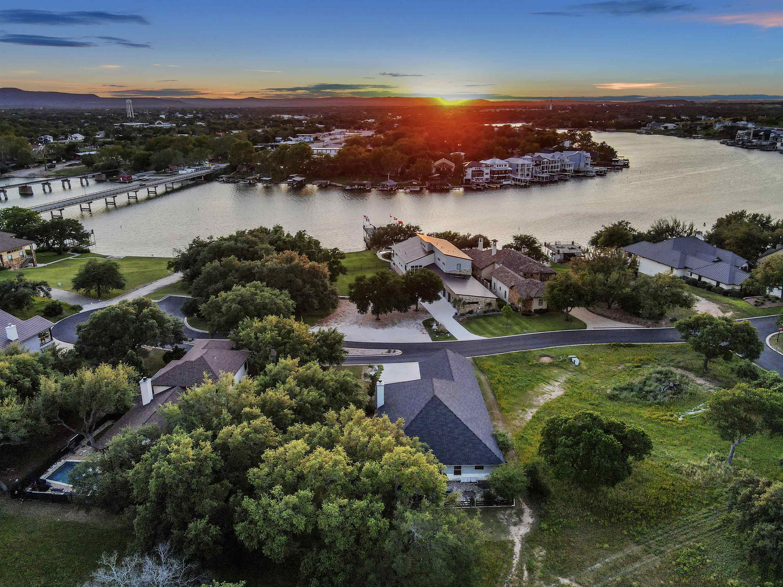 205 River Park Drive