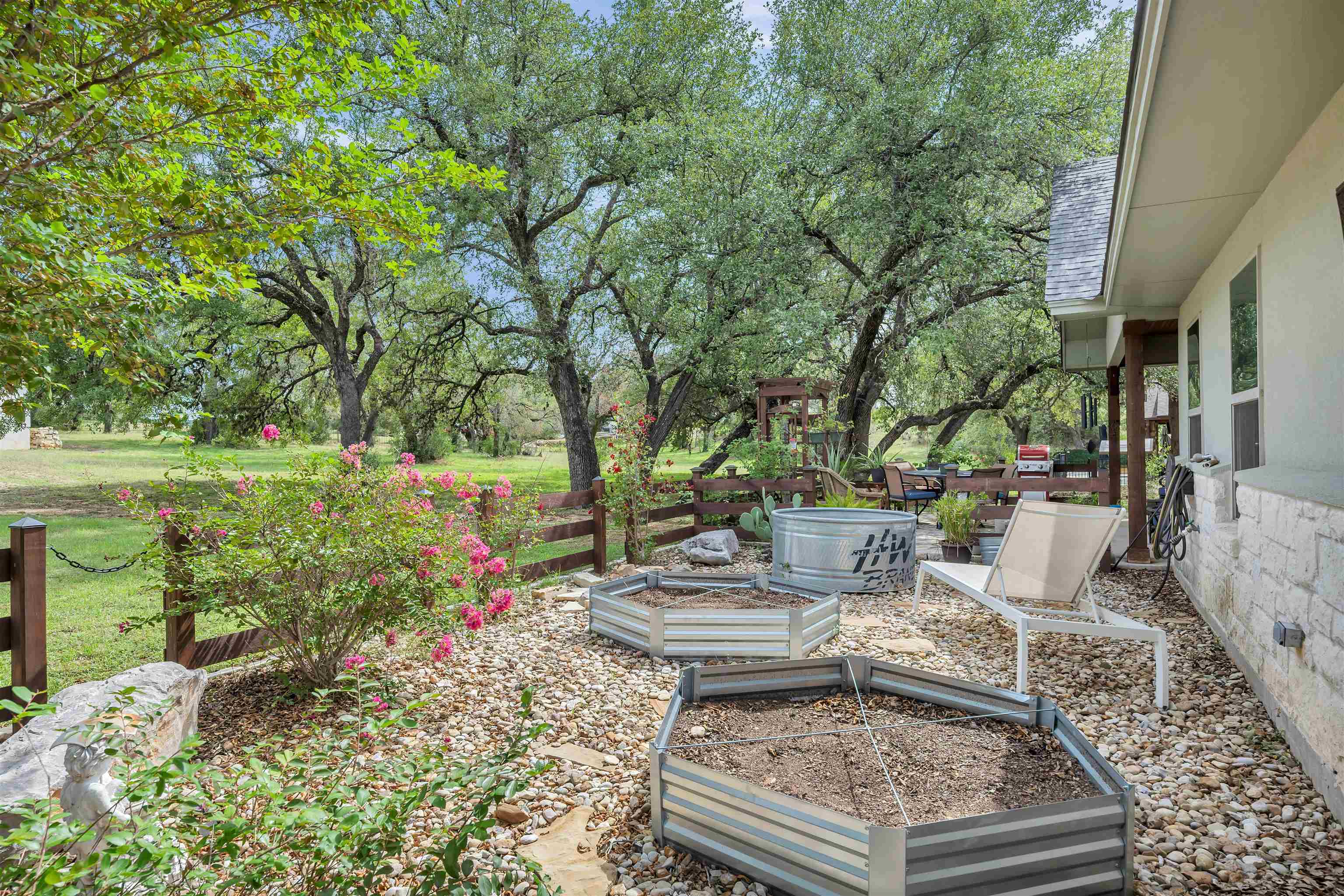 205 River Park Drive