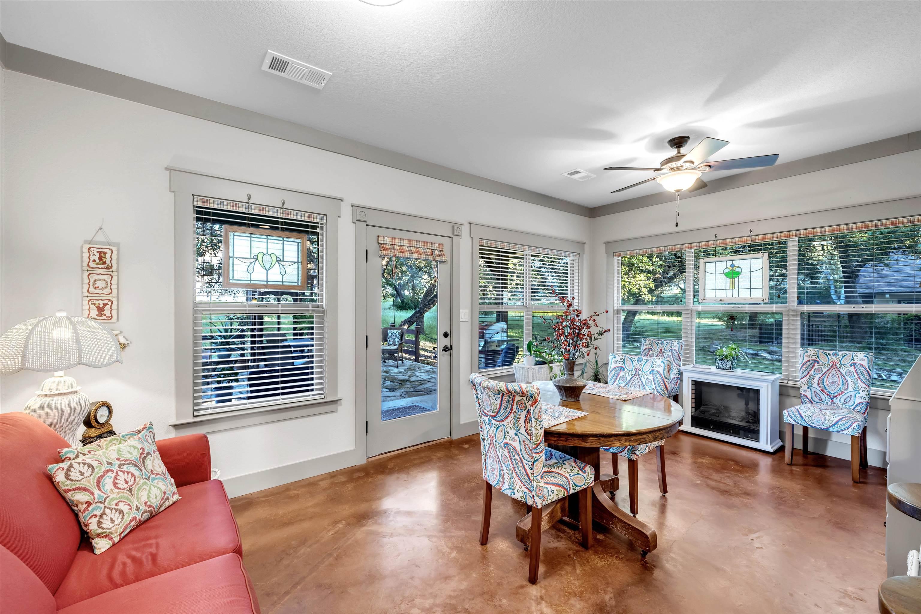 205 River Park Drive