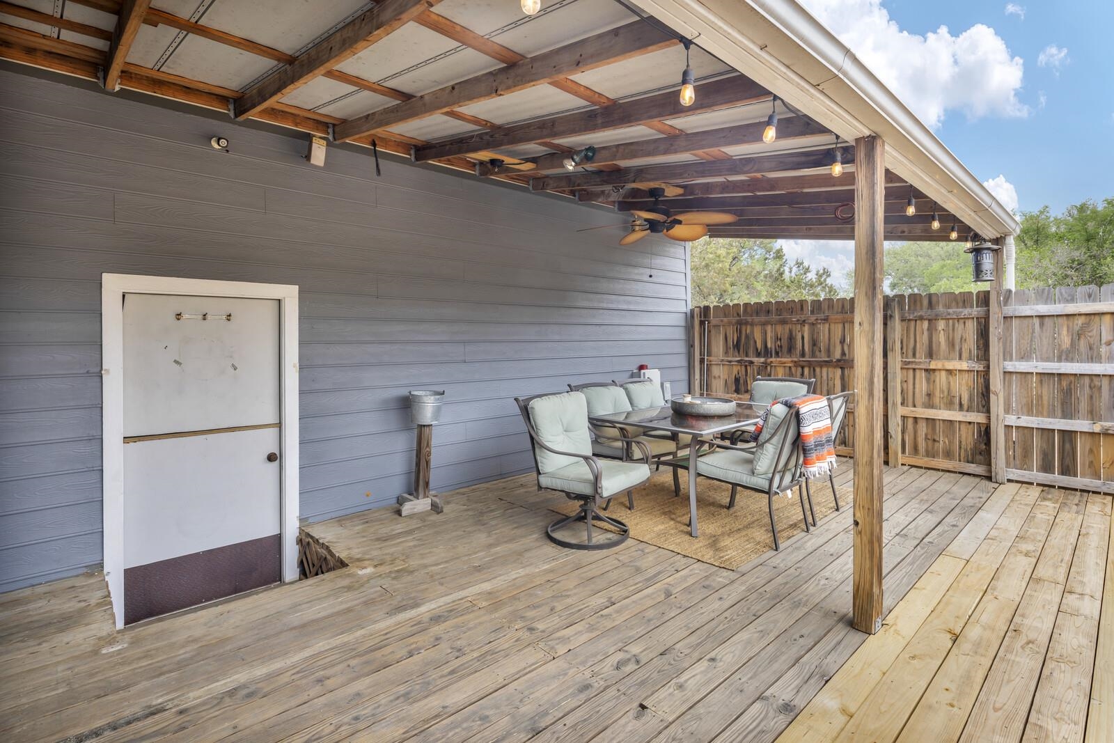 1302 White Tail Road