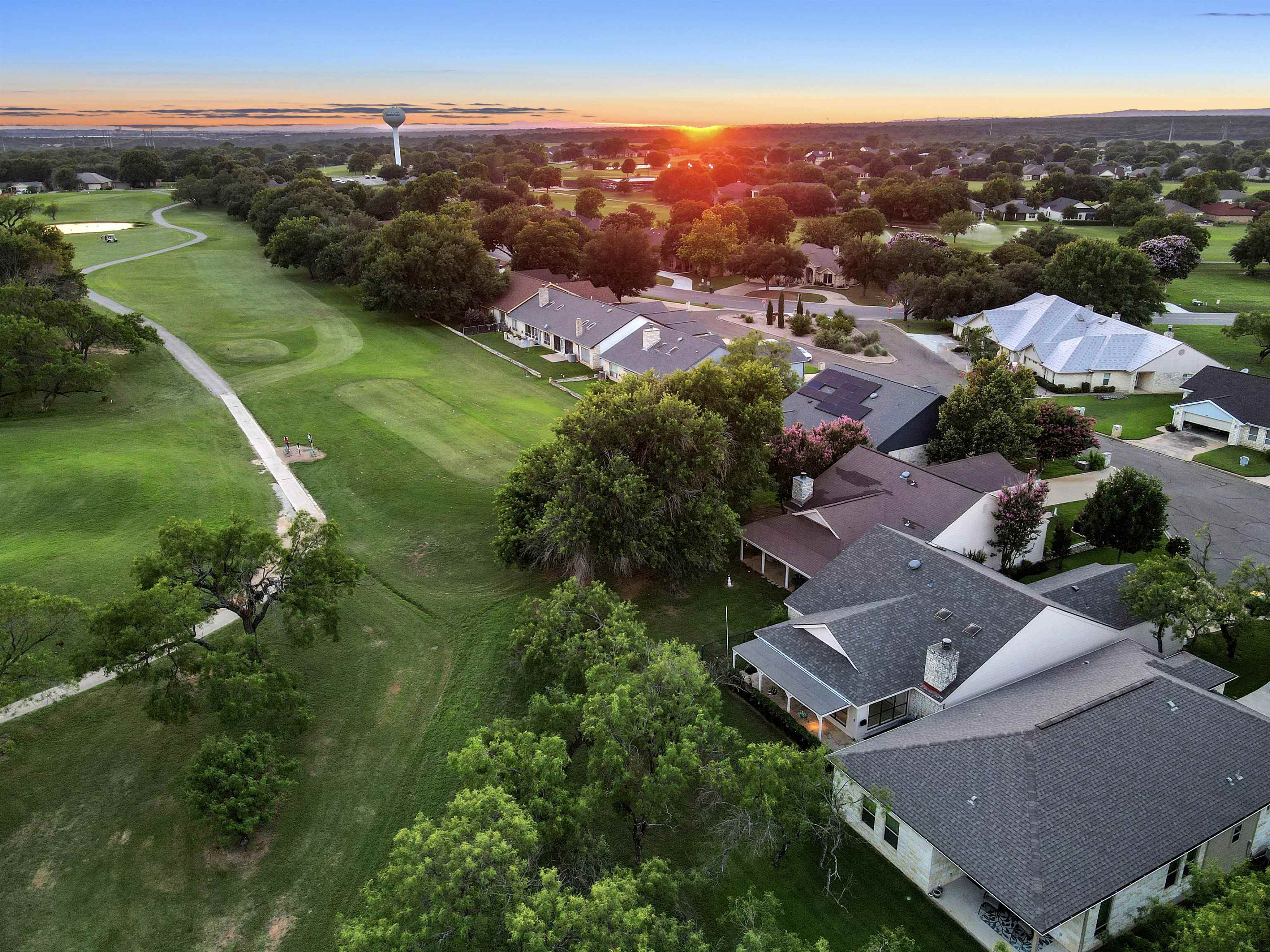 11 Fairway Lane