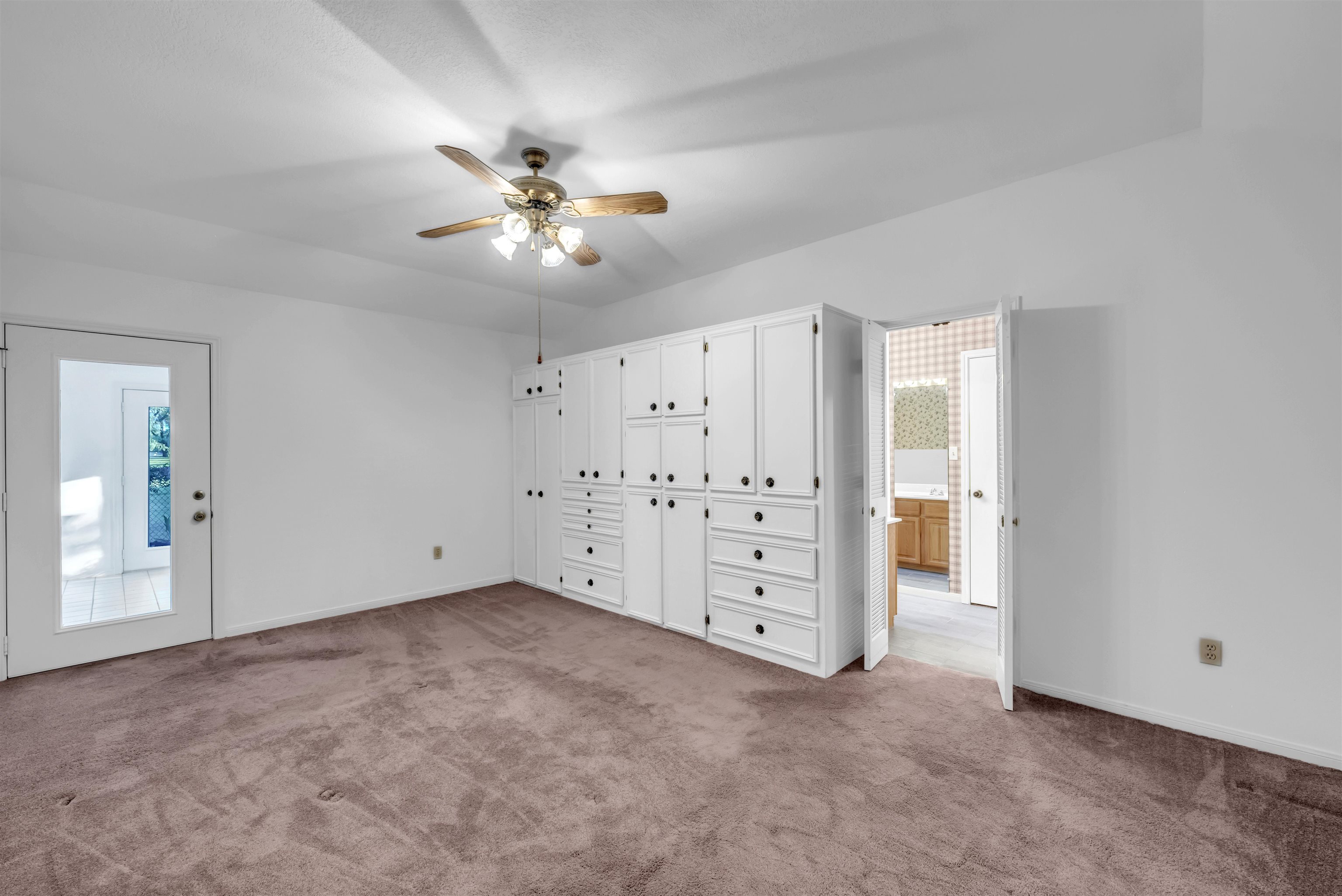 11 Fairway Lane