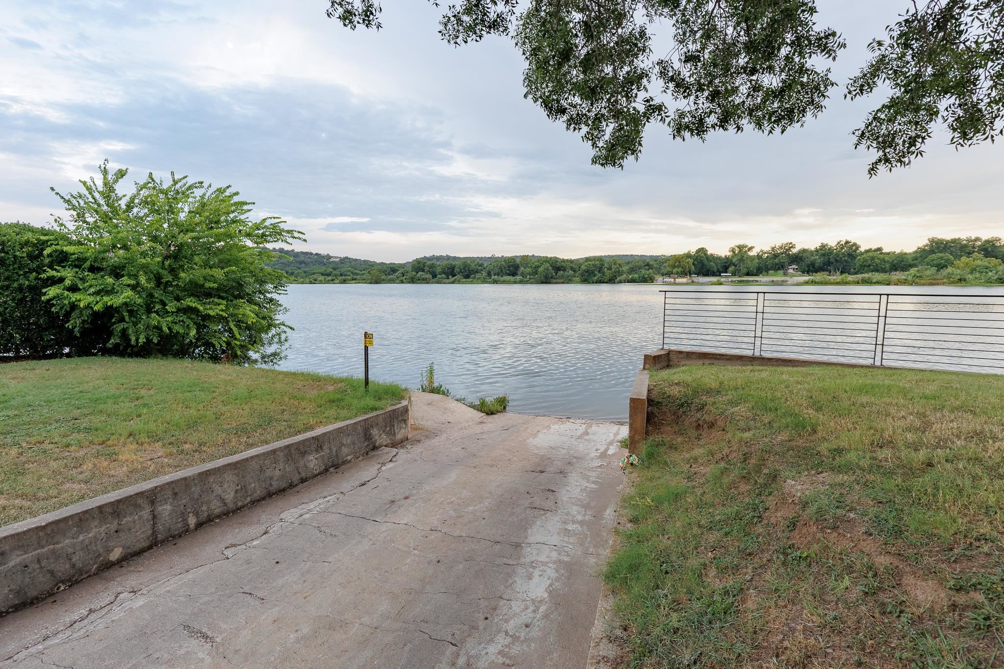 11 Fairway Lane